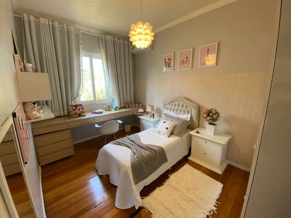 Casa, 3 quartos, 278 m² - Foto 8