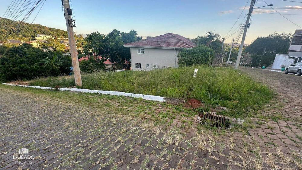 Terreno à venda, 330m² - Foto 1