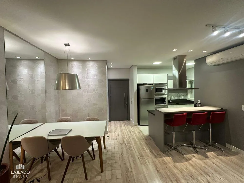 Apartamento, 2 quartos, 72 m² - Foto 2