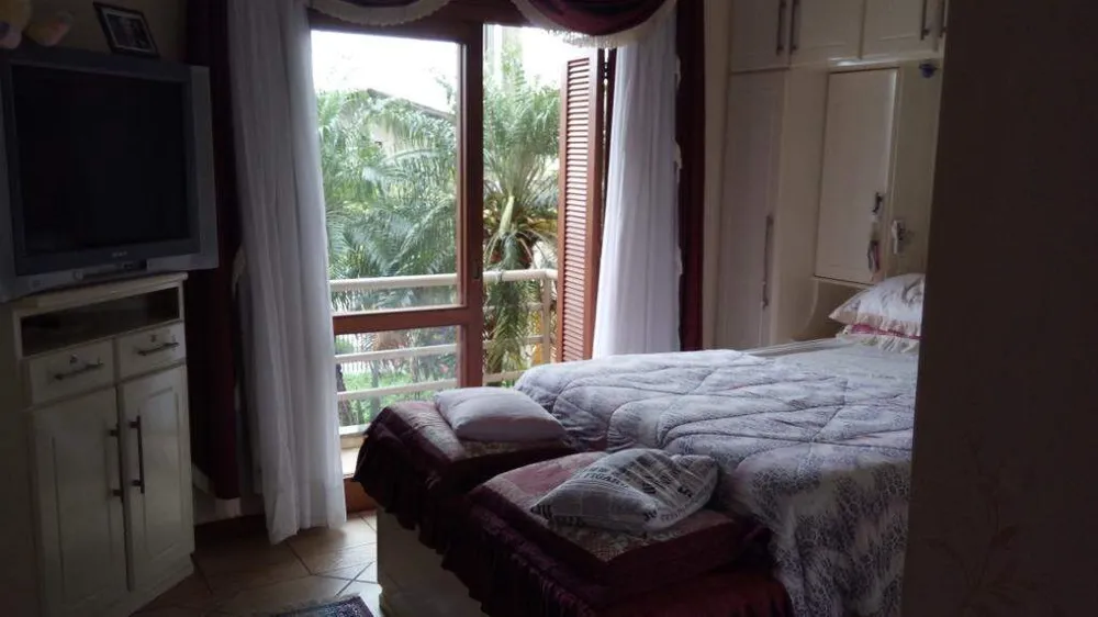 Casa, 3 quartos, 270 m² - Foto 10