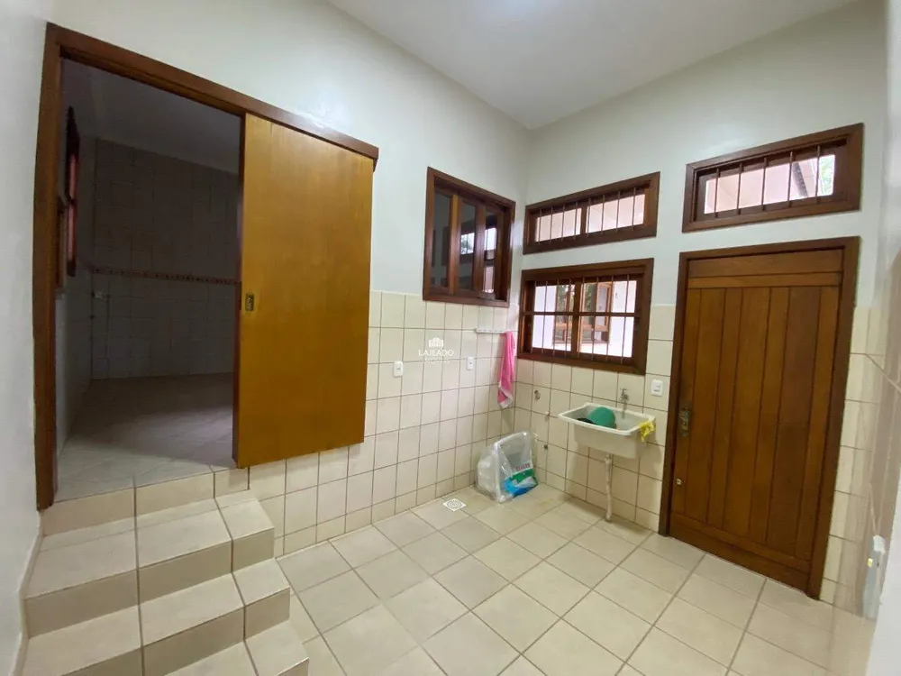 Casa, 4 quartos, 274 m² - Foto 3