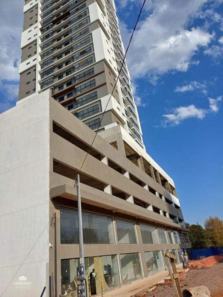 Apartamento à venda com 3 quartos, 117m² - Foto 1