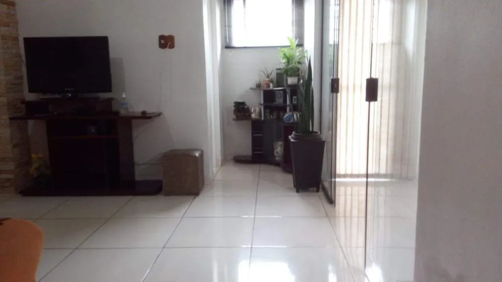 Casa, 3 quartos, 168 m² - Foto 3