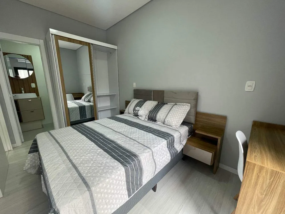 Apartamento, 1 quarto, 33 m² - Foto 2