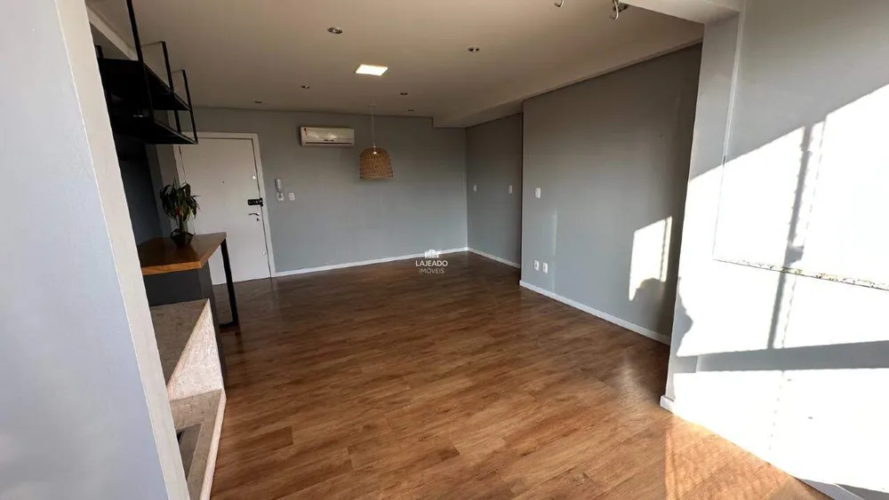 Apartamento, 2 quartos, 74 m² - Foto 2