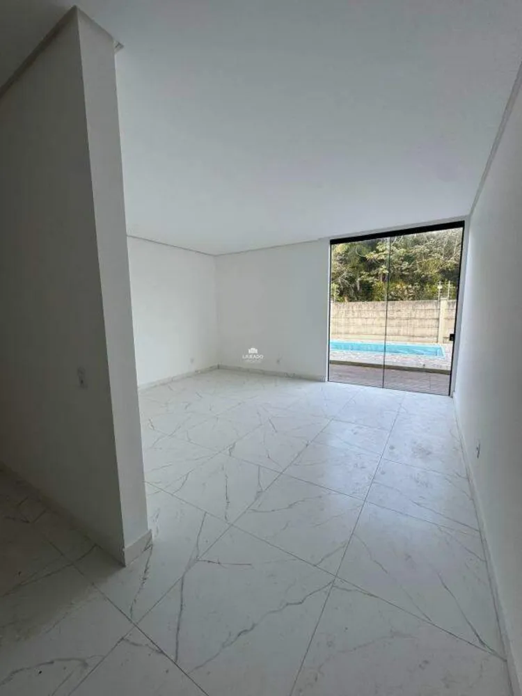 Casa, 3 quartos, 259 m² - Foto 16