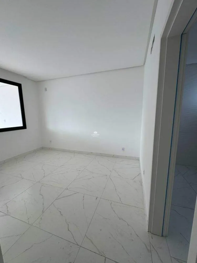 Casa, 3 quartos, 259 m² - Foto 15