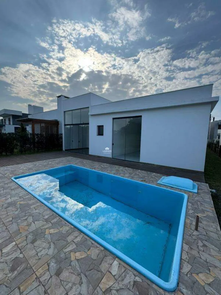 Casa, 3 quartos, 259 m² - Foto 2