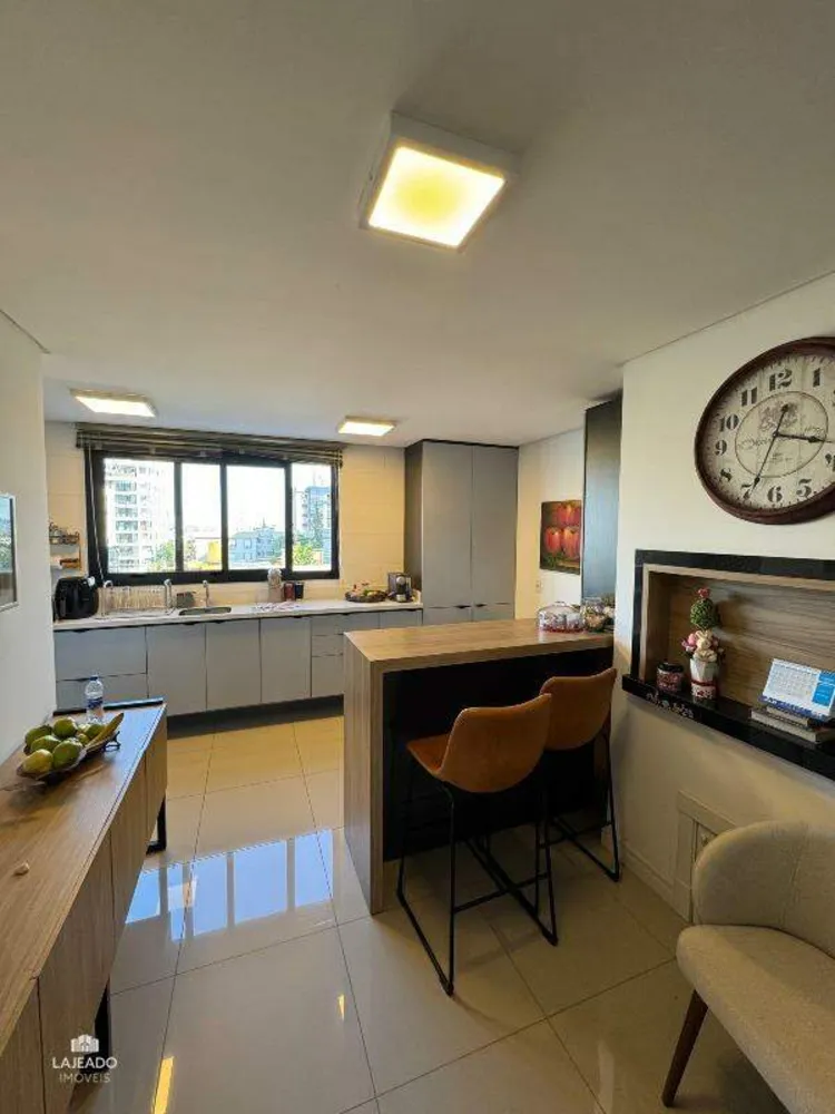 Apartamento, 3 quartos, 128 m² - Foto 4