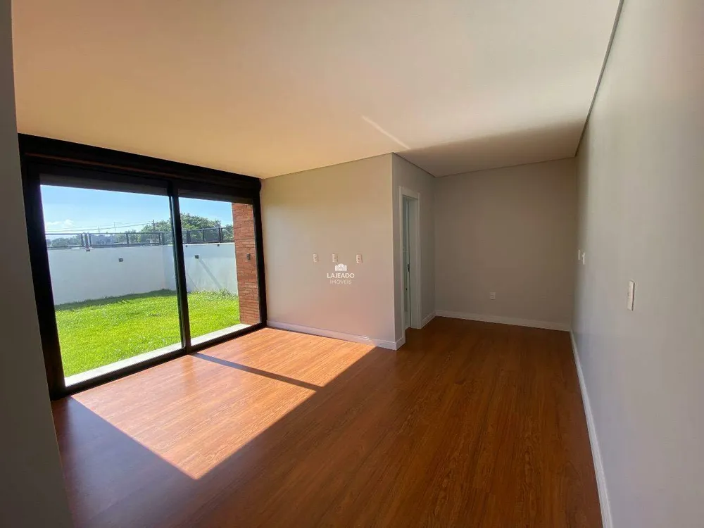 Casa, 3 quartos, 205 m² - Foto 2