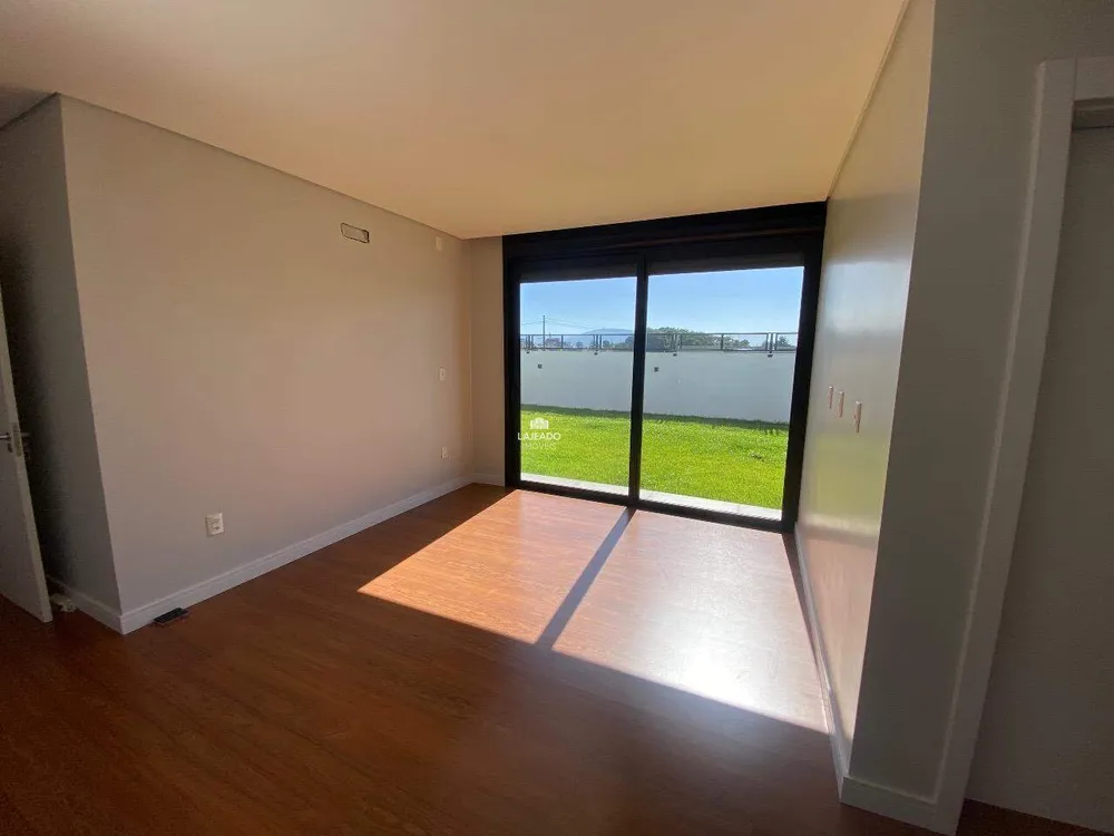 Casa, 3 quartos, 205 m² - Foto 6