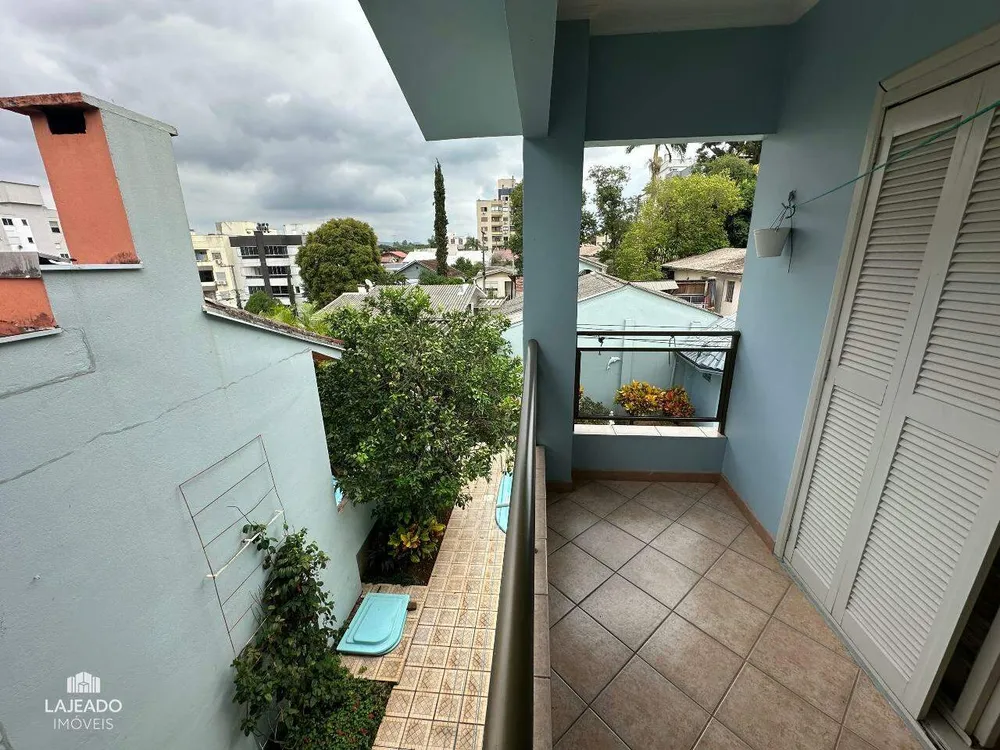 Casa, 4 quartos, 308 m² - Foto 2