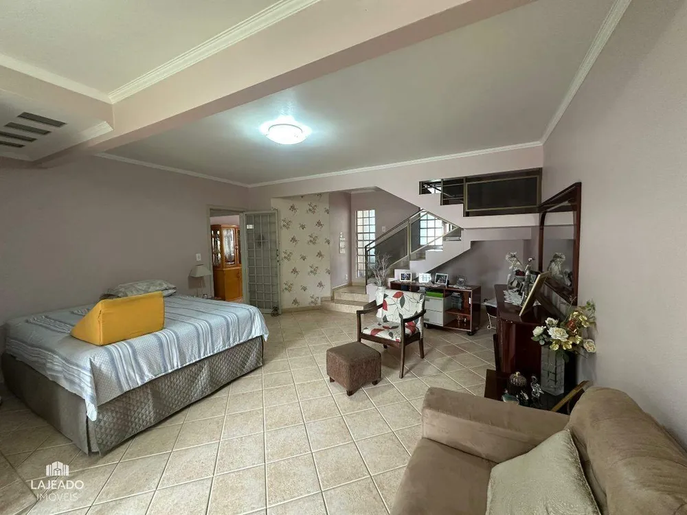 Casa, 4 quartos, 308 m² - Foto 10