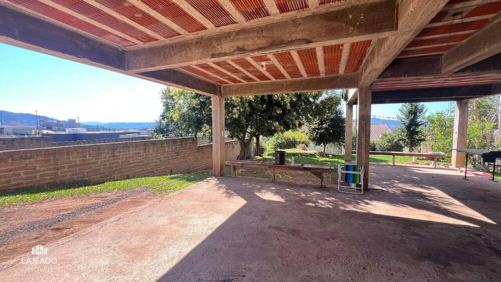 Casa, 4 quartos, 240 m² - Foto 23