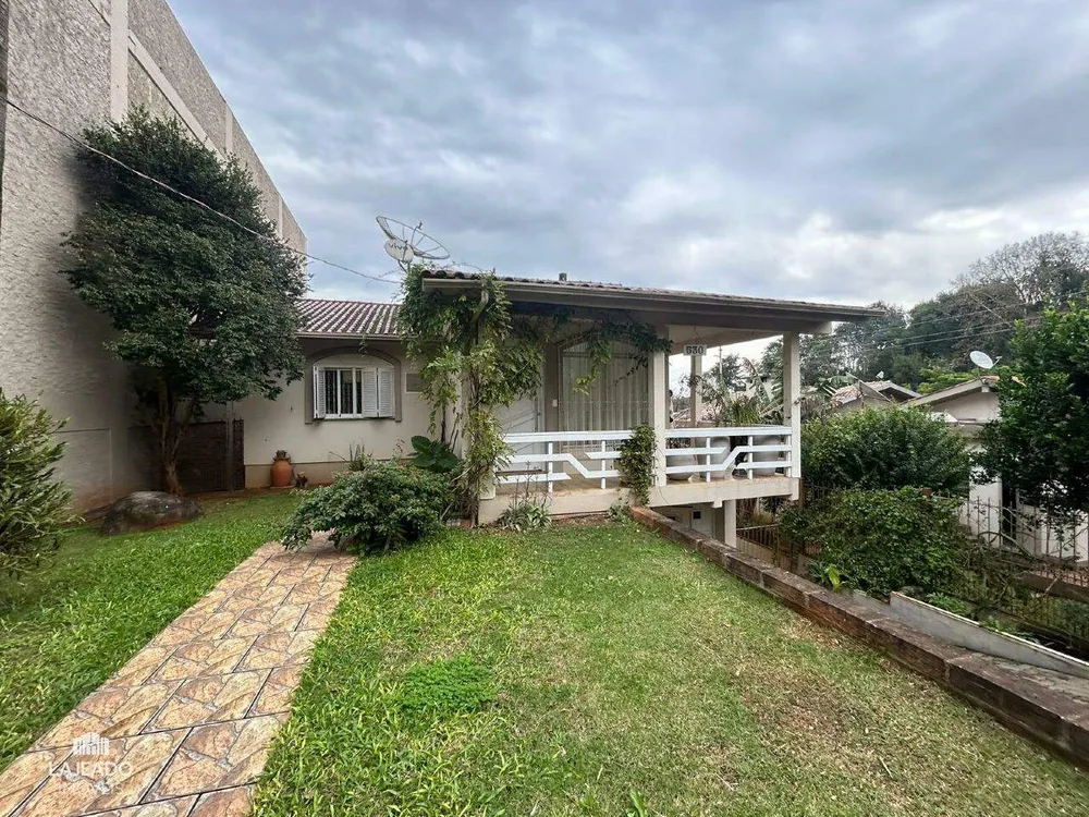 Casa, 4 quartos, 370 m² - Foto 2