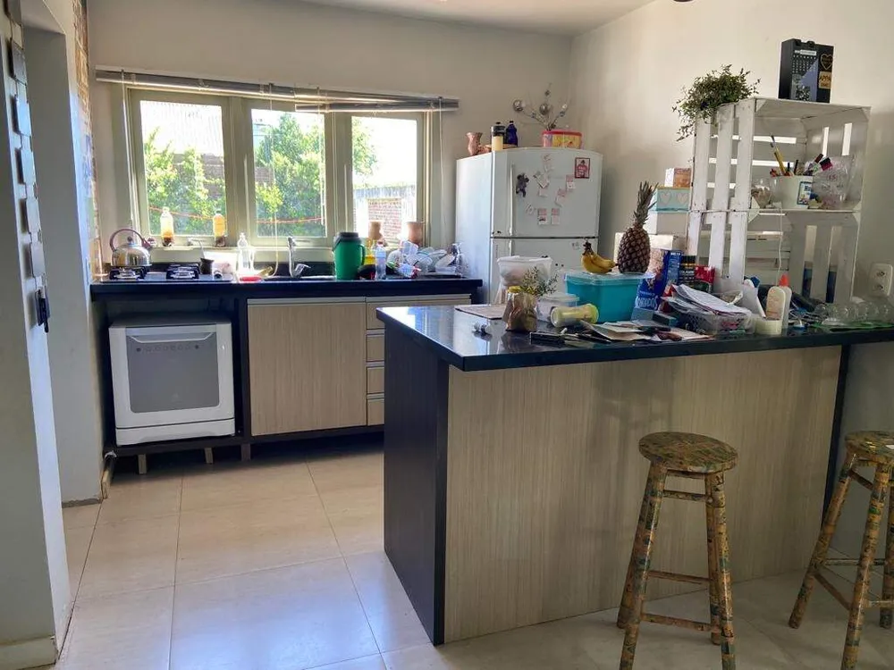 Casa, 3 quartos, 200 m² - Foto 4