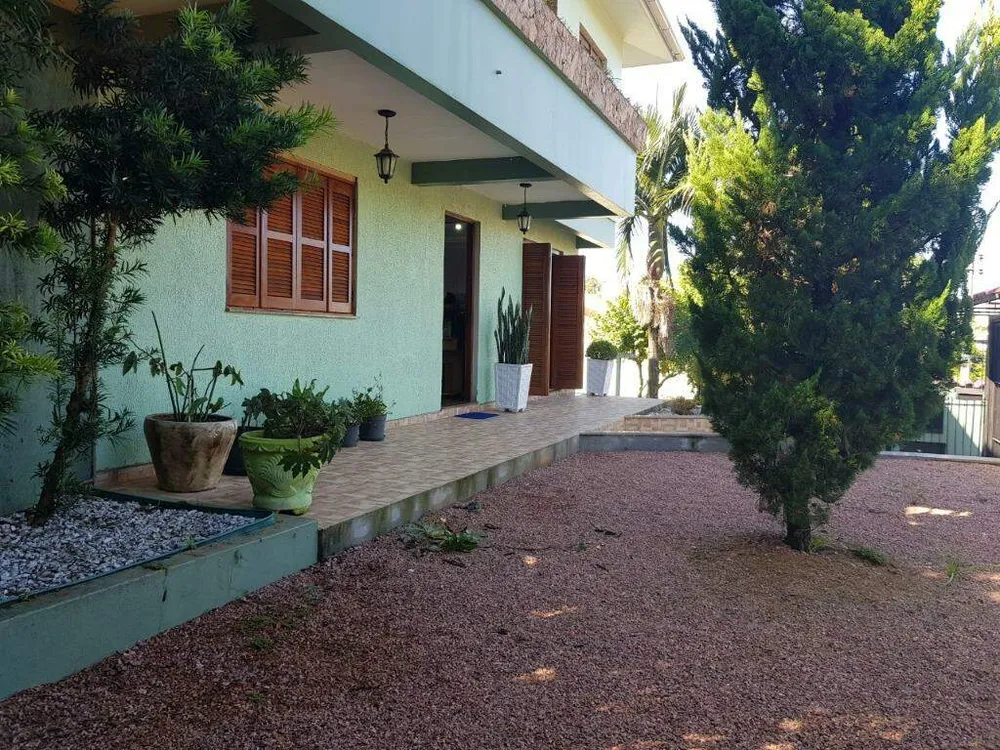 Casa, 5 quartos, 330 m² - Foto 4
