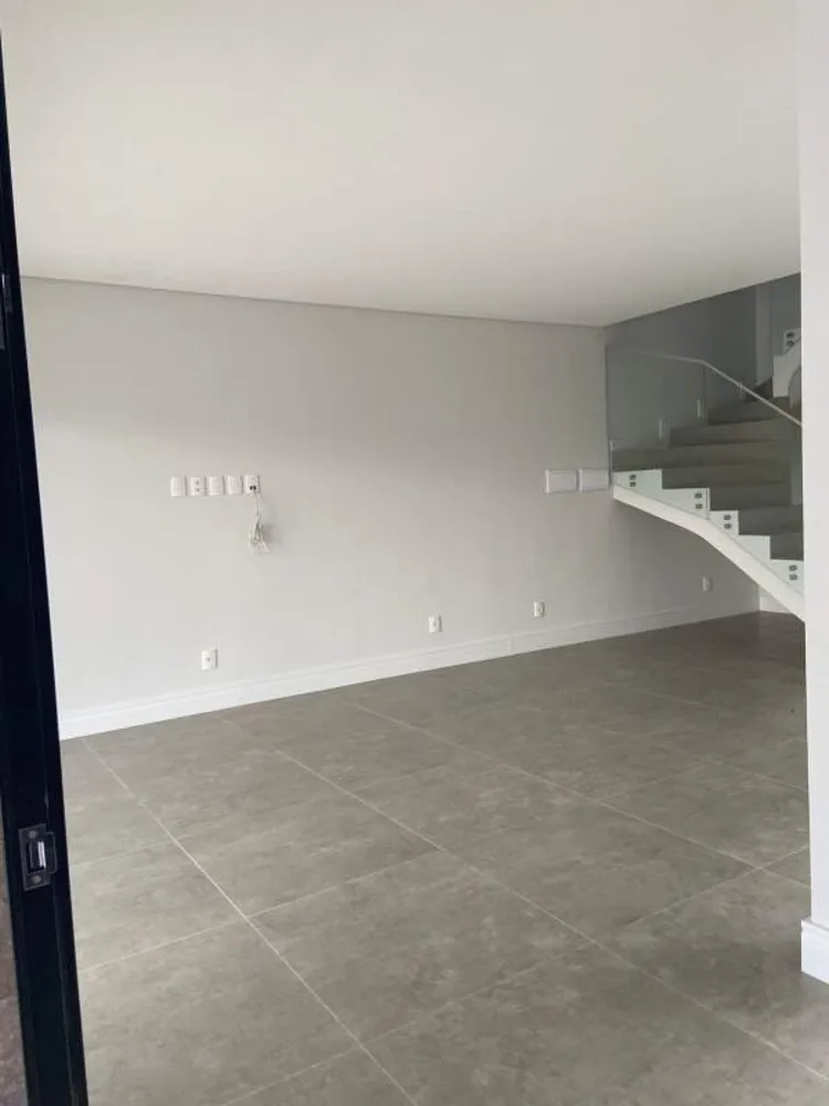 Sobrado, 3 quartos, 200 m² - Foto 16