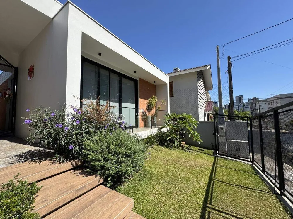 Casa, 3 quartos, 214 m² - Foto 16
