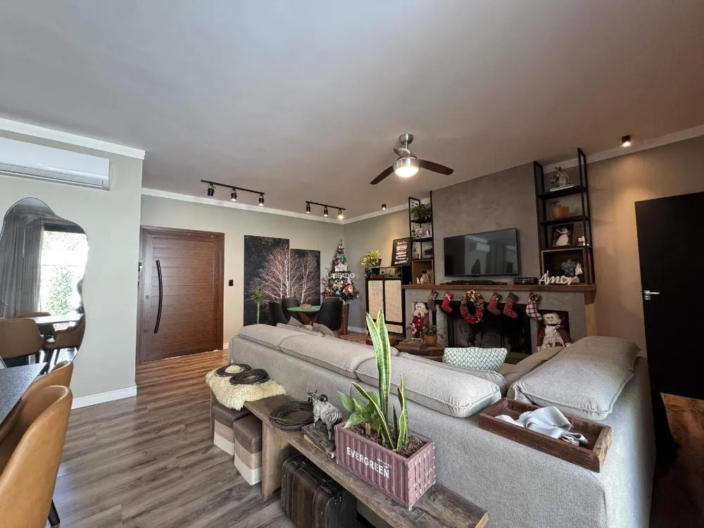 Casa, 3 quartos, 214 m² - Foto 8