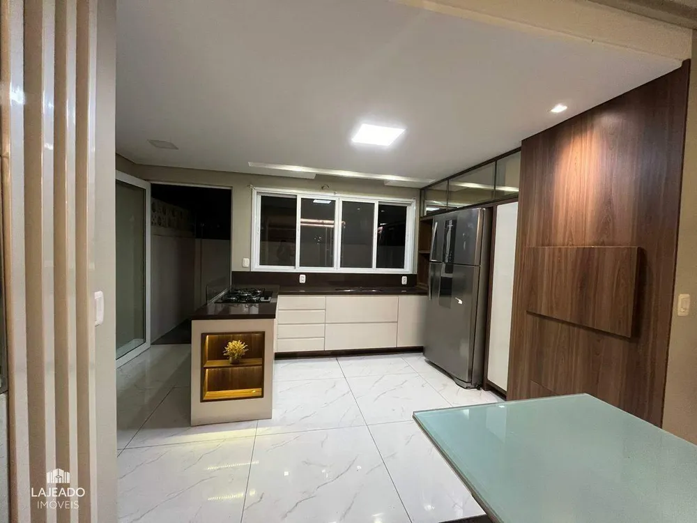 Sobrado, 3 quartos, 131 m² - Foto 1
