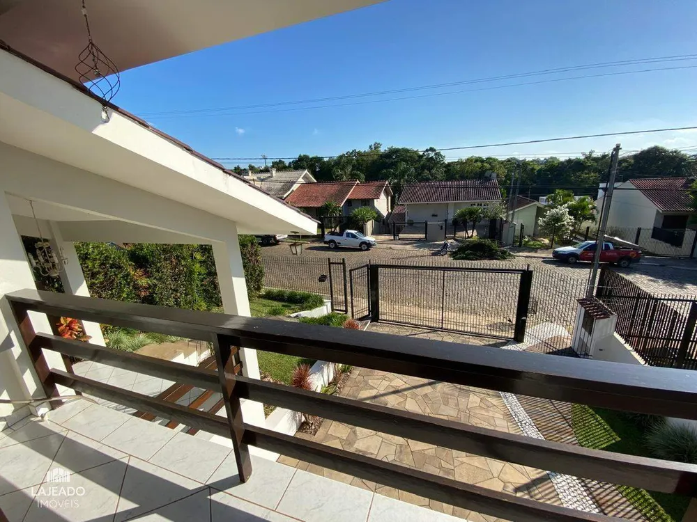 Casa, 3 quartos, 211 m² - Foto 4