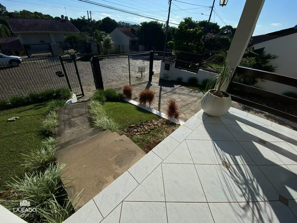 Casa, 3 quartos, 211 m² - Foto 3
