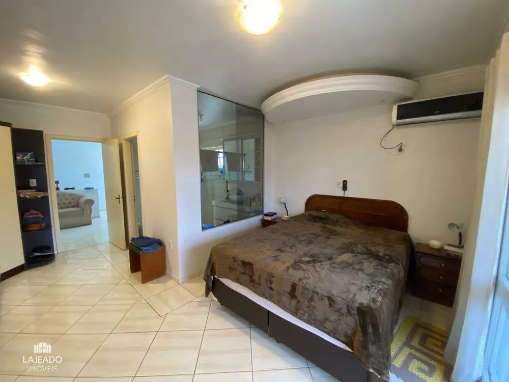 Casa, 4 quartos, 229 m² - Foto 12