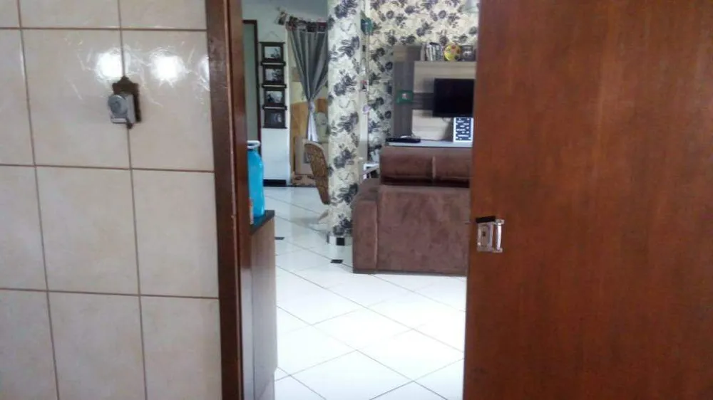 Casa, 3 quartos, 250 m² - Foto 6