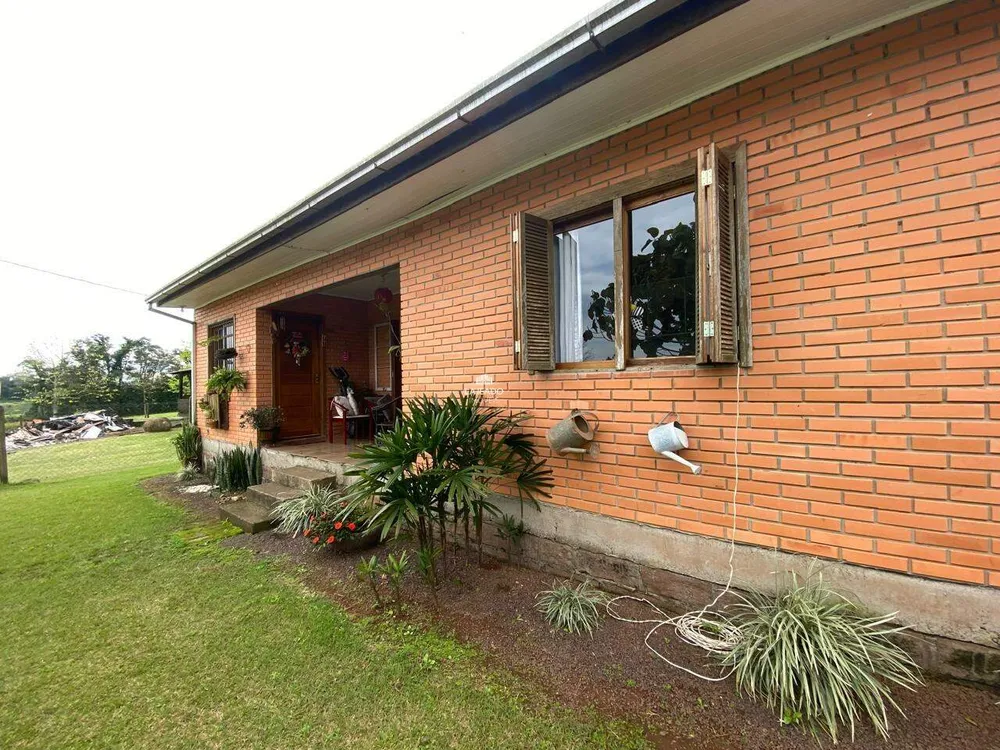 Sítio, 2 quartos, 2670 m² - Foto 1