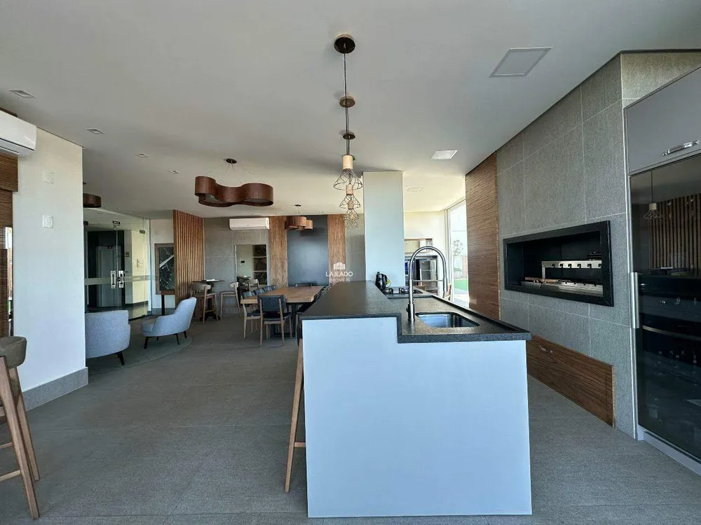 Apartamento, 3 quartos, 195 m² - Foto 11