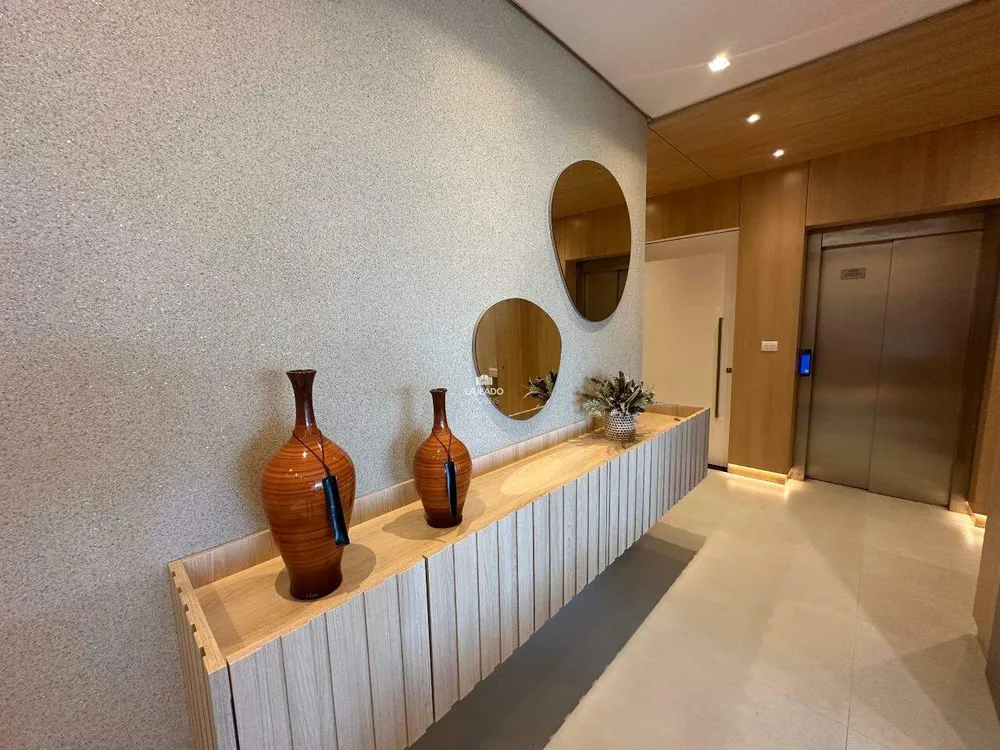Apartamento, 3 quartos, 195 m² - Foto 2