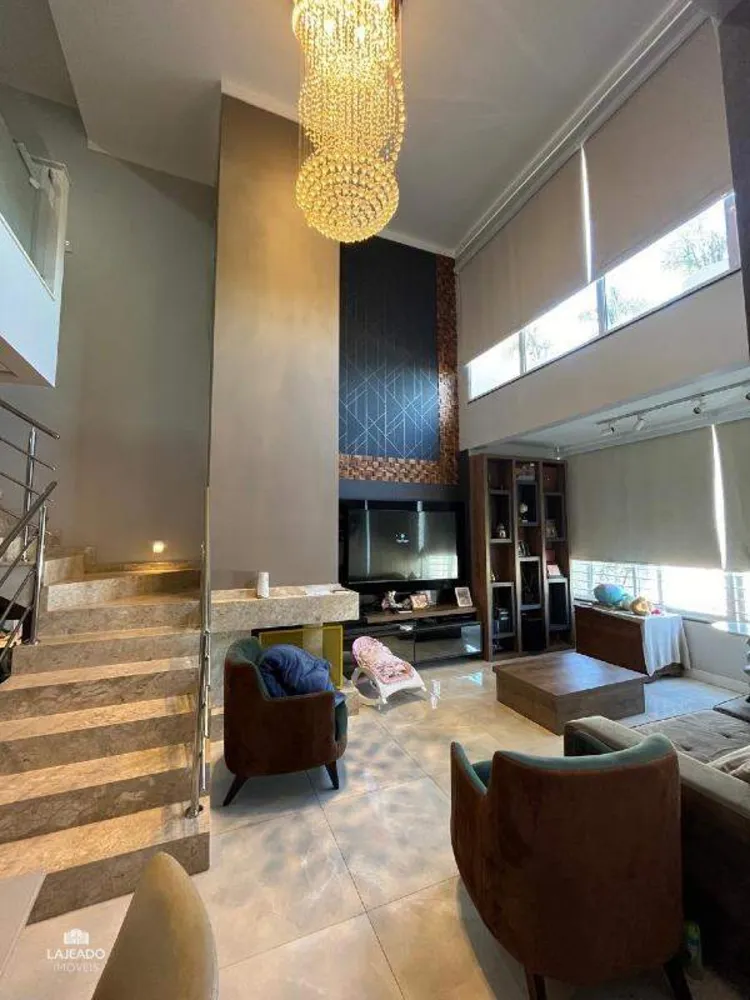 Casa, 3 quartos, 250 m² - Foto 10