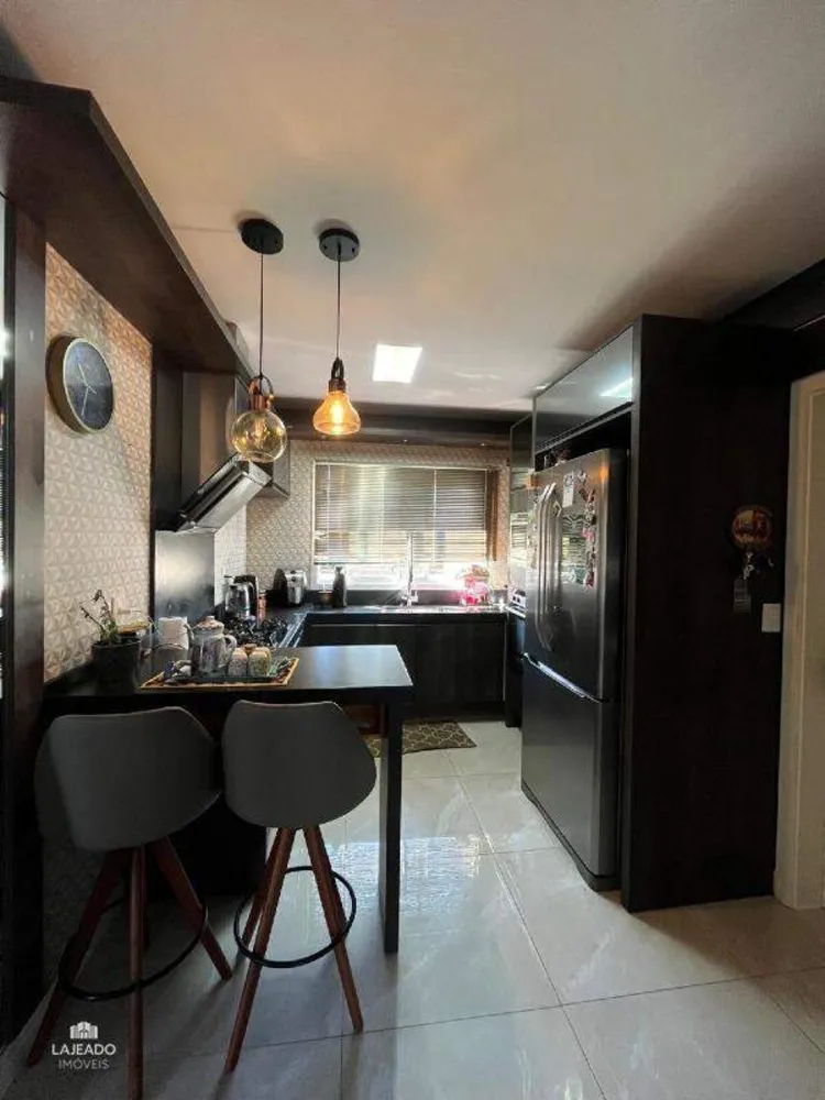 Casa, 3 quartos, 250 m² - Foto 7