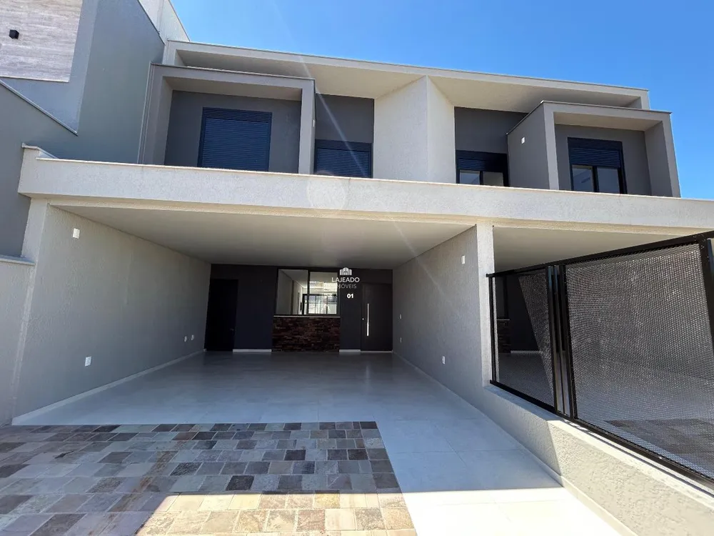 Sobrado, 3 quartos, 177 m² - Foto 2