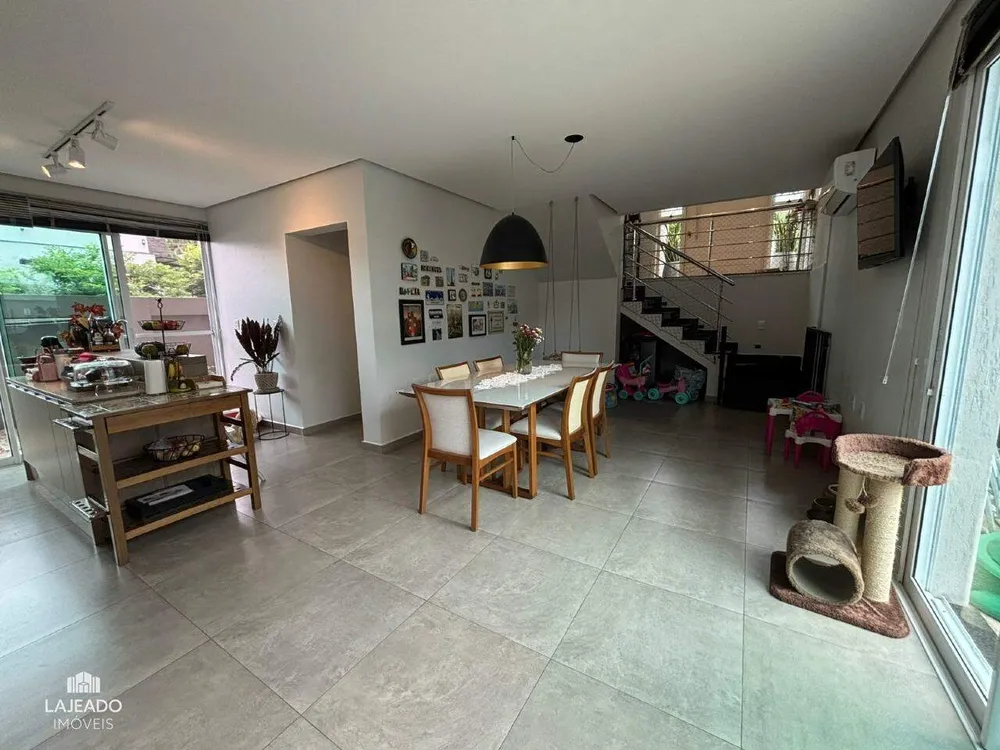 Casa, 3 quartos, 172 m² - Foto 6