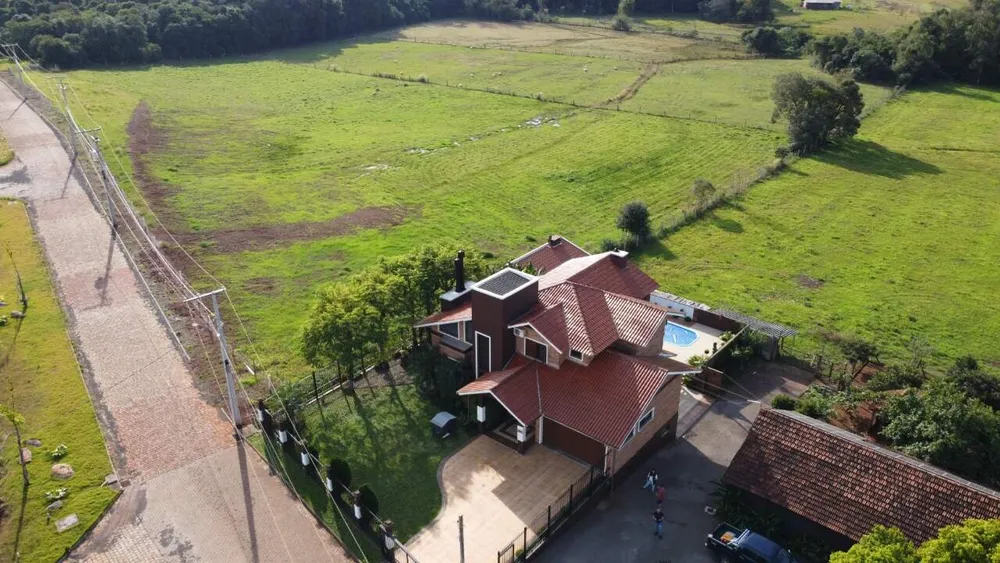 Casa, 3 quartos, 324 m² - Foto 2
