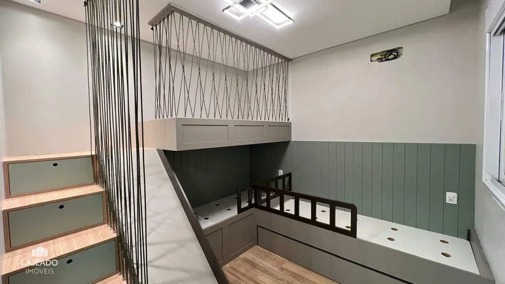 Cobertura, 3 quartos, 218 m² - Foto 11