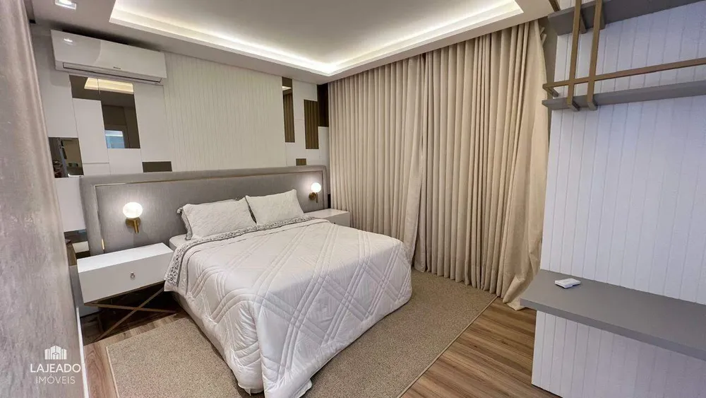 Cobertura, 3 quartos, 218 m² - Foto 12