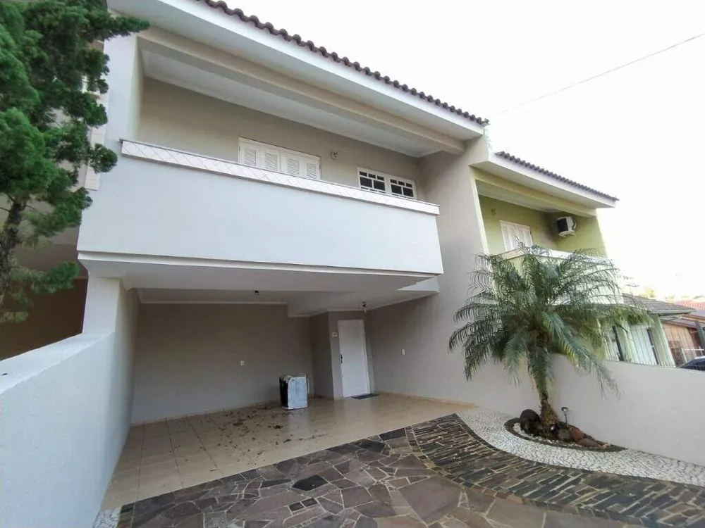 Sobrado, 3 quartos, 181 m² - Foto 1