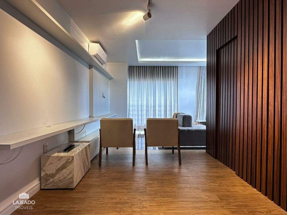 Apartamento à venda com 2 quartos, 96m² - Foto 1