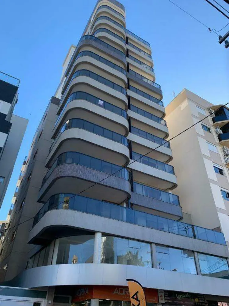 Apartamento, 3 quartos, 150 m² - Foto 1