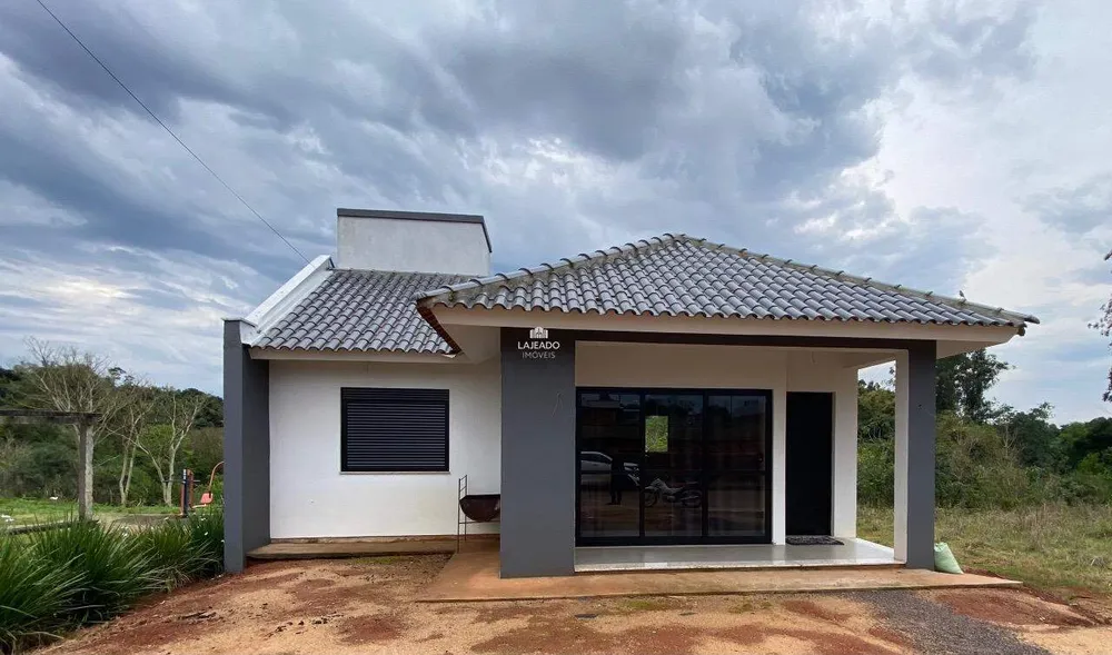 Casa, 1 quarto, 56 m² - Foto 1