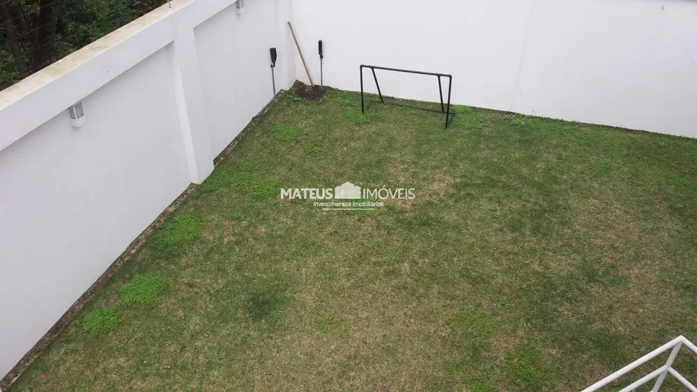 Casa, 3 quartos, 320 m² - Foto 1