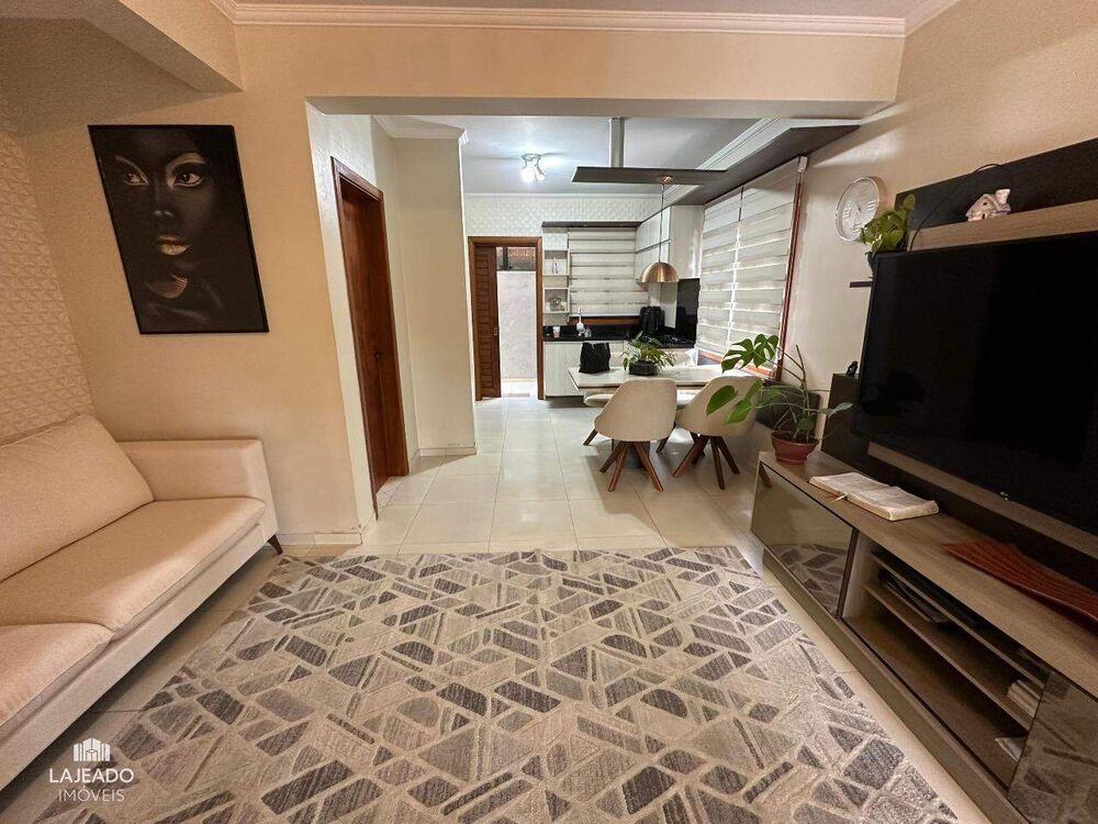 Sobrado à venda com 2 quartos, 77m² - Foto 2