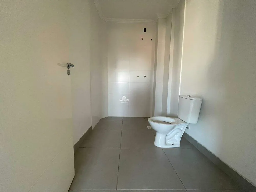 Apartamento, 3 quartos, 321 m² - Foto 2