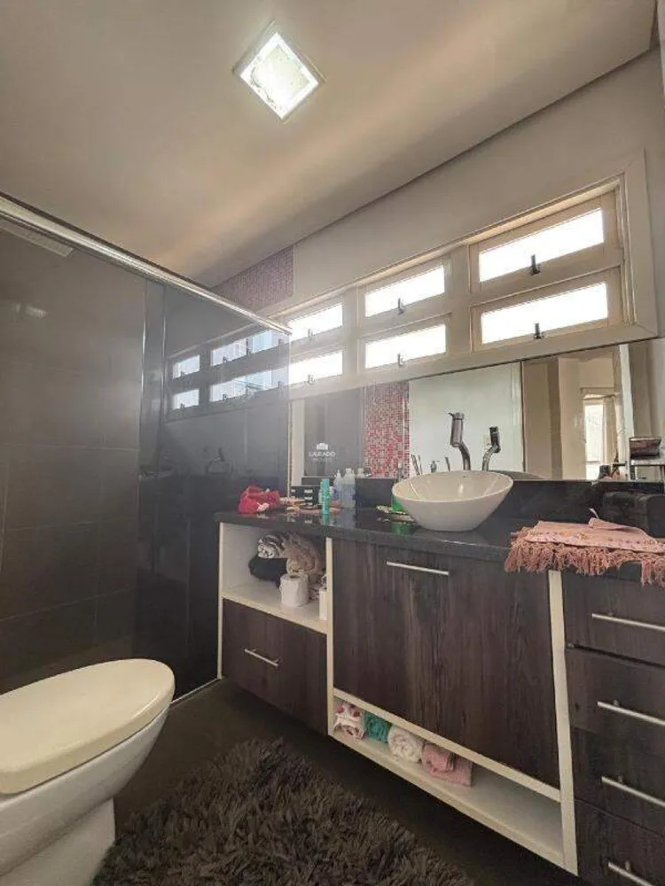 Casa, 3 quartos, 262 m² - Foto 11