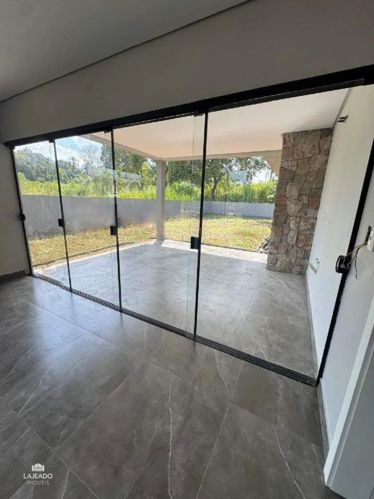 Casa, 3 quartos, 200 m² - Foto 6