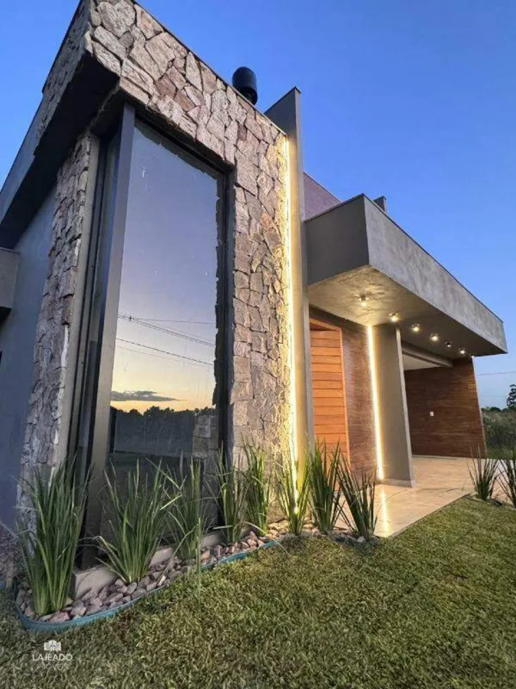 Casa, 3 quartos, 200 m² - Foto 2