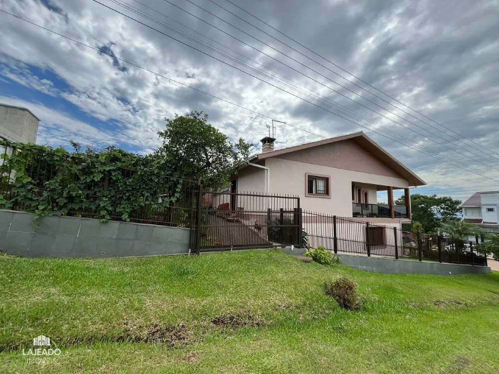 Casa, 5 quartos, 200 m² - Foto 3